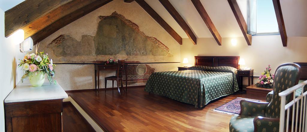 Palazzo Vescovile 4*